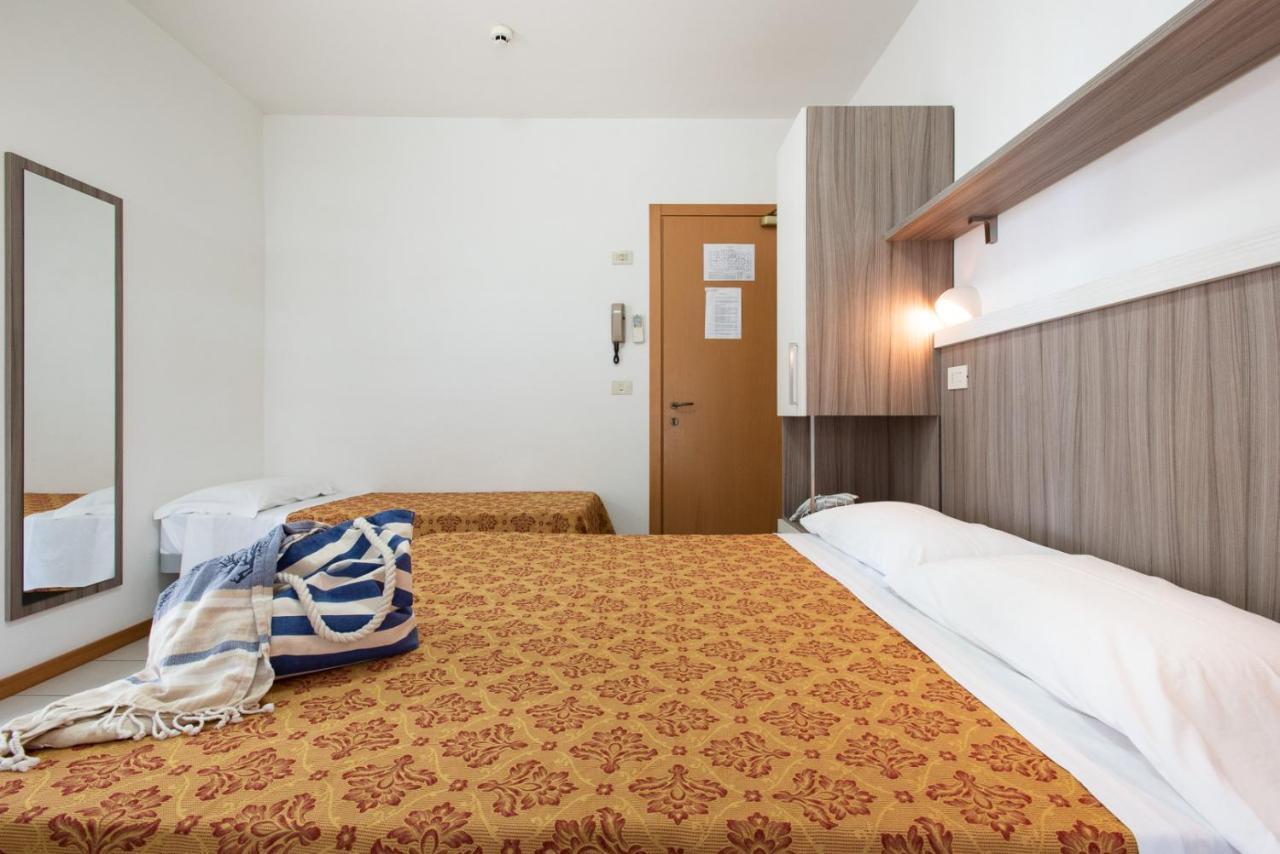 Hotel Consul - Family Hotel 里乔内 外观 照片
